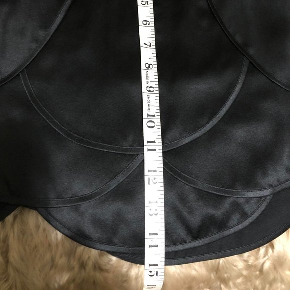 A|X black flower petal silk mini-skirt size 4 - Picture 7 of 7